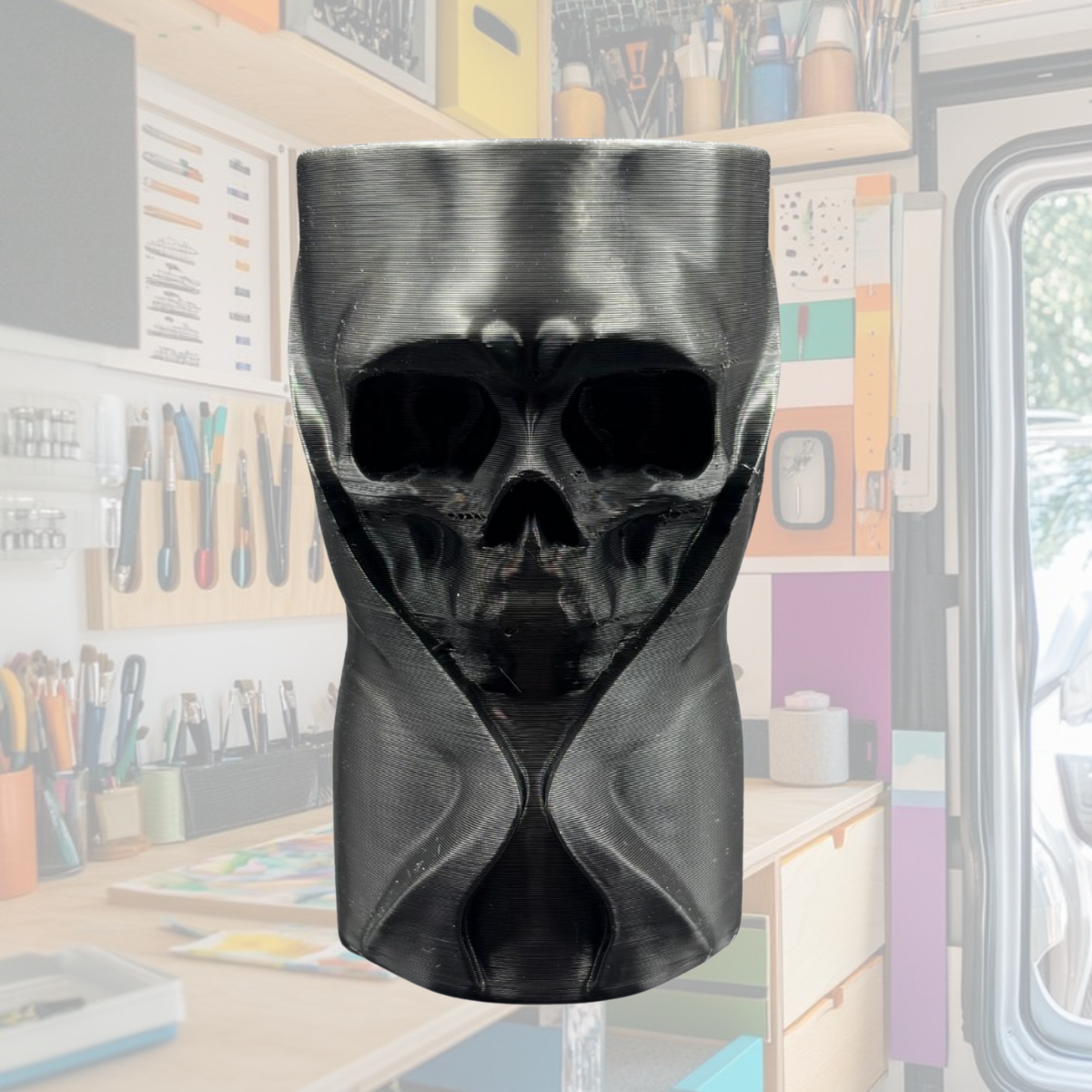 Підставка з черепом