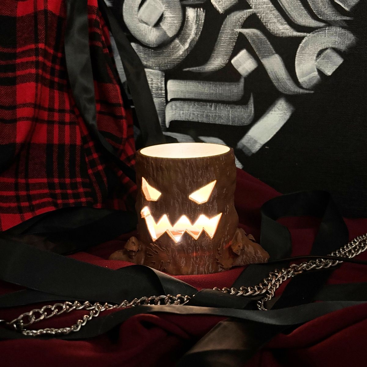 Лампа Зловісний Пень